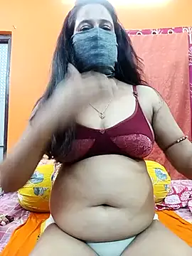 Snapshot of Hotpuja25 chatting on 10-04-25, 12:03 Hotpuja25 online show from 10-04-25, 12:03