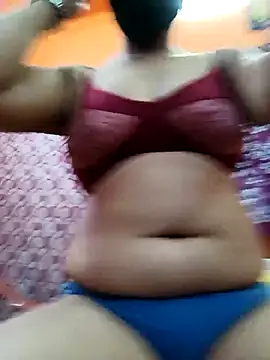 Hotpuja25 online show from 06-28-26, 04:40