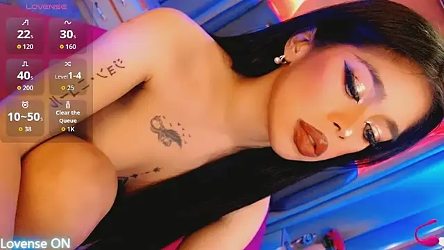 Snapshot of Andrea_Bryte chatting on 09-25-25, 06:33 Andrea Bryte online show from 09-25-25, 06:33