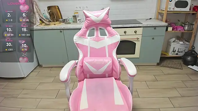 Snapshot of LinaElasm chatting on 03-02-26, 01:19 LinaElasm online show from 03-02-26, 01:19