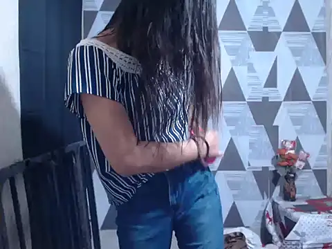 Wiynwyn Delamerced1989 online show from 03-08-26, 02:04