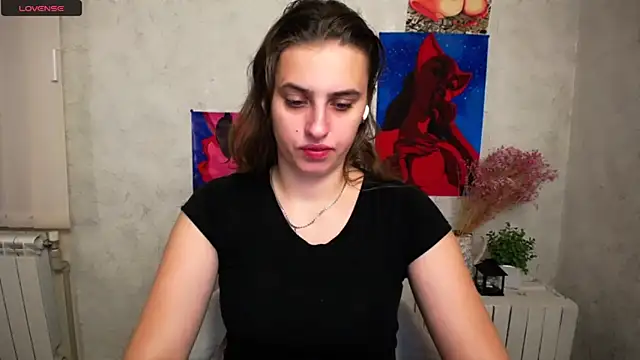 Snapshot of AmandaDimond_ chatting on 10-15-25, 12:27 AmandaDimond online show from 10-15-25, 12:27