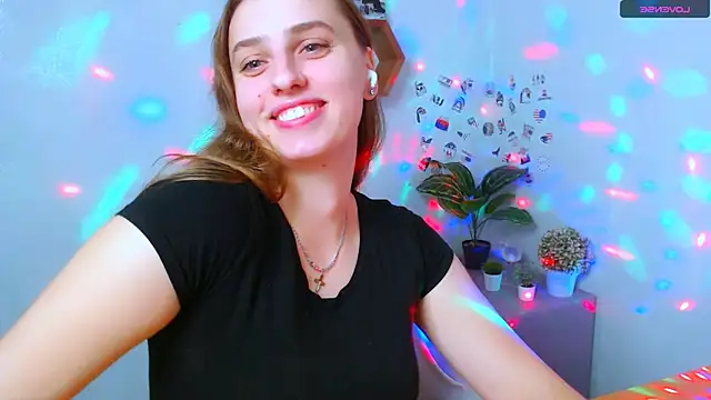 Snapshot of AmandaDimond_ chatting on 10-27-25, 01:26 AmandaDimond online show from 10-27-25, 01:26