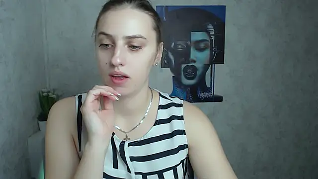 Snapshot of AmandaDimond_ chatting on 11-08-25, 11:54 AmandaDimond online show from 11-08-25, 11:54