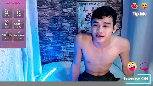 Snapshot of hot_asian01 chatting on 10-31-25, 11:00 hot asian01 online show from 10-31-25, 11:00