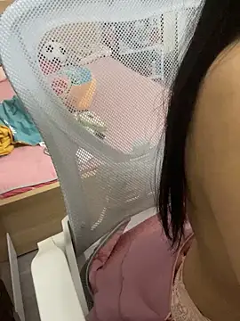 Mina048 online show from 10-23-25, 04:45