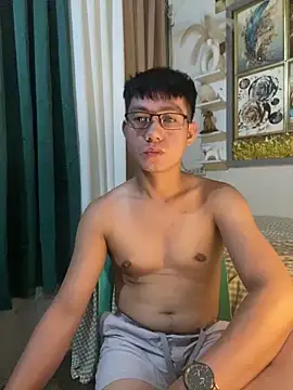 xshyboyx online show from 06-04-26, 02:45