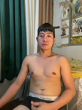 xshyboyx online show from 07-05-26, 04:25