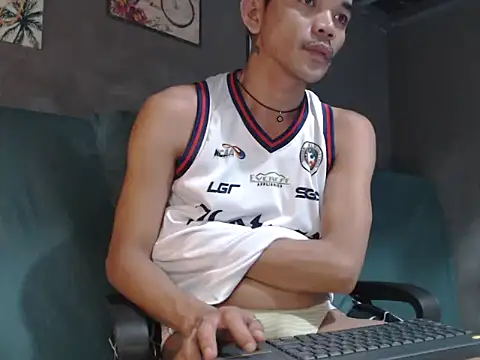 Natsboii online show from 07-19-26, 09:18