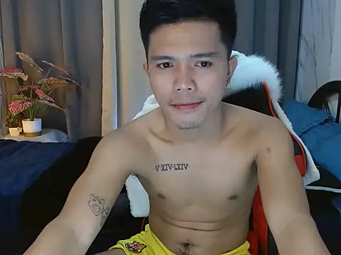 Snapshot of YourNaughtyTwink_69 chatting on 03-09-26, 05:06 YourNaughtyTwink 69 online show from 03-09-26, 05:06