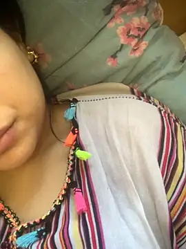 Snapshot of Soporsix chatting on 10-31-25, 07:09 Soporsix online show from 10-31-25, 07:09