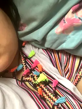 Snapshot of Soporsix chatting on 11-01-25, 09:00 Soporsix online show from 11-01-25, 09:00