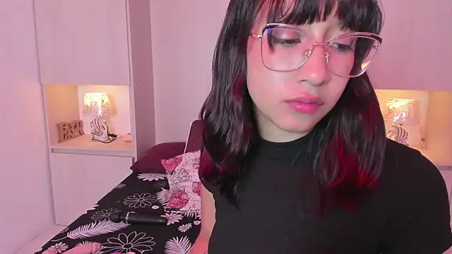 Snapshot of CamiGox chatting on 10-25-25, 08:03 CamiGox online show from 10-25-25, 08:03