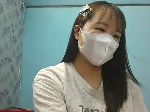 Snapshot of Hachi077 chatting on 09-13-25, 01:27 Hachi077 online show from 09-13-25, 01:27