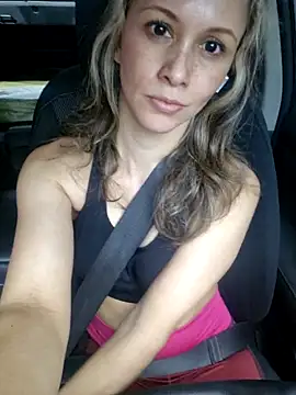 Miasiren online show from 10-24-25, 03:52