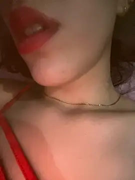 Mimisixo online show from 10-10-25, 09:36