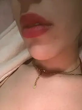 Mimisixo online show from 04-27-26, 05:16