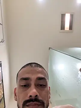 Snapshot of Cnutt310 chatting on 12-20-25, 01:07 Cnutt310 online show from 12-20-25, 01:07