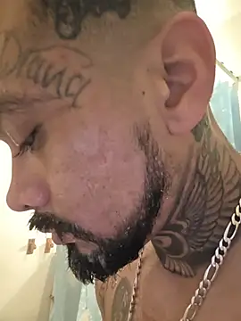 Snapshot of Cnutt310 chatting on 02-06-26, 12:59 Cnutt310 online show from 02-06-26, 12:59