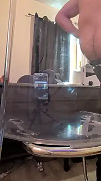 Snapshot of Cnutt310 chatting on 02-26-26, 09:25 Cnutt310 online show from 02-26-26, 09:25