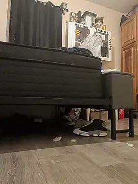 Snapshot of Cnutt310 chatting on 03-08-26, 08:07 Cnutt310 online show from 03-08-26, 08:07