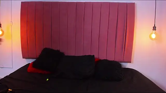 Snapshot of ana_foxi chatting on 12-05-25, 03:59 ana foxi online show from 12-05-25, 03:59