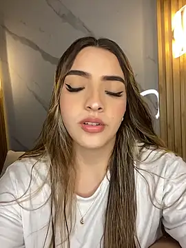 KYLIE JONES6 online show from 10-27-25, 03:10