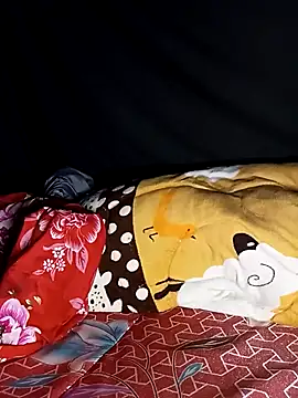 Ariana-Vy online show from 04-28-26, 08:03