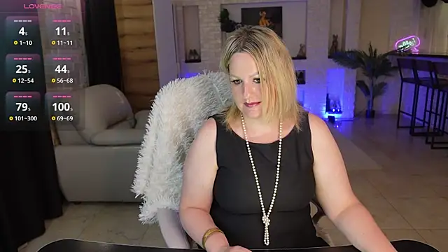 MariemLui online show from 07-10-26, 02:30