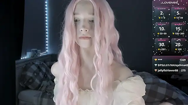 Snapshot of MelissaReis chatting on 10-21-25, 07:31 MelissaReis online show from 10-21-25, 07:31