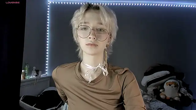 Snapshot of MelissaReis chatting on 11-11-25, 10:04 MelissaReis online show from 11-11-25, 10:04