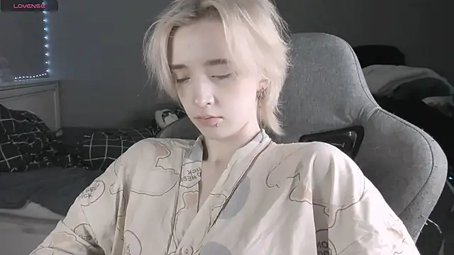 Snapshot of MelissaReis chatting on 03-14-26, 08:53 MelissaReis online show from 03-14-26, 08:53