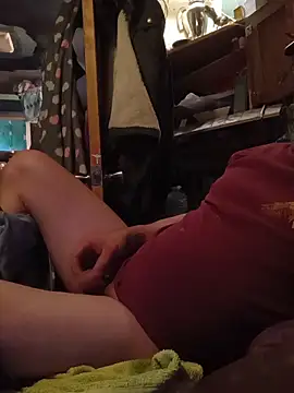 Twoslipperywhenwett online show from 11-18-25, 06:45