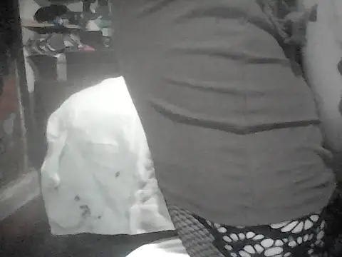 Twoslipperywhenwett online show from 07-12-26, 01:13