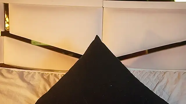 ambar rosse25 online show from 09-22-25, 11:34