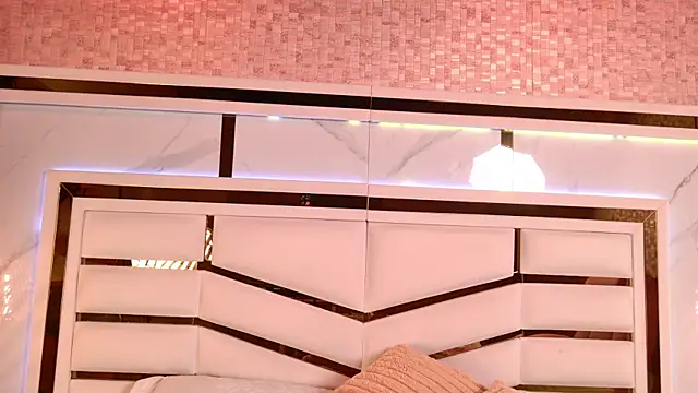 ambar rosse25 online show from 10-14-25, 11:33