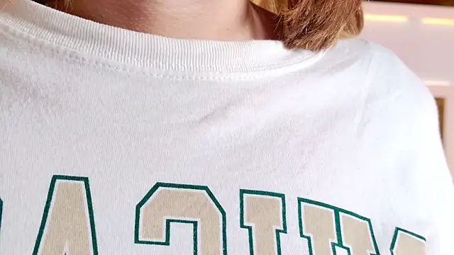 ambar rosse25 online show from 11-24-25, 11:32