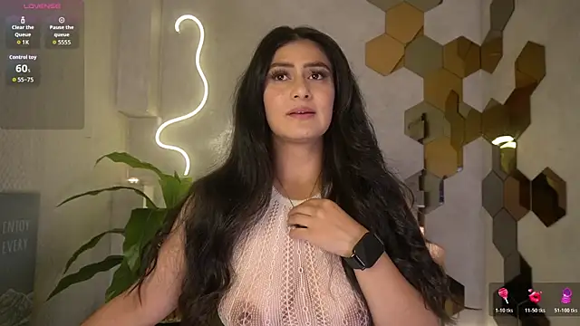 saritass  online show from 06-27-26, 12:04