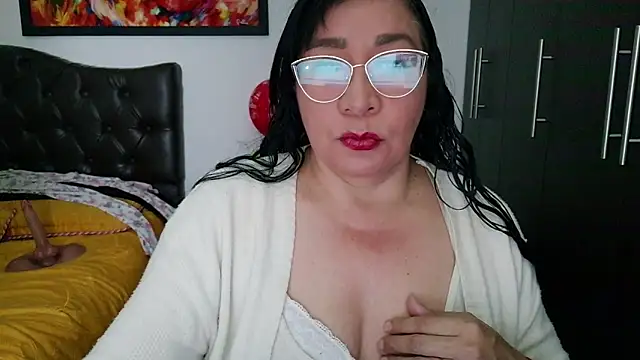 Grace mature milf online show from 07-10-26, 11:35
