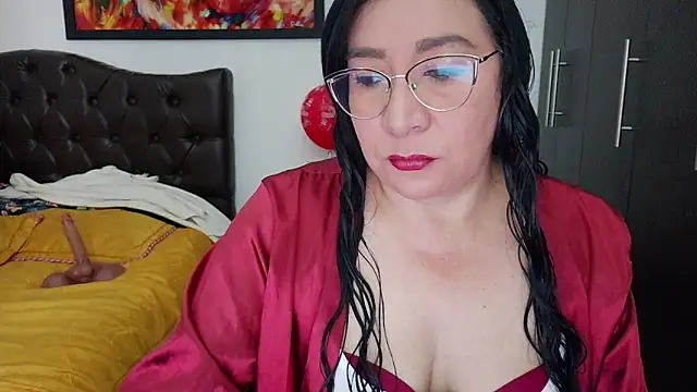 Grace mature milf online show from 07-12-26, 11:45