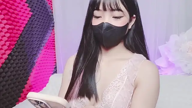 kemybaby online show from 12-18-25, 04:57