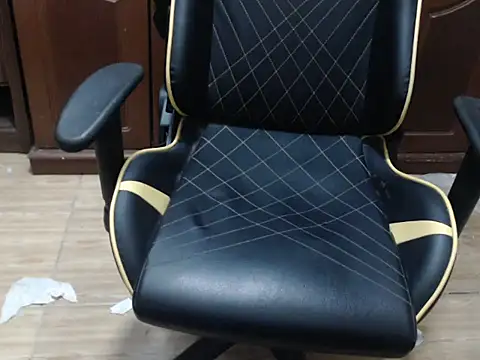 Snapshot of kontaq chatting on 10-15-25, 08:31 kontaq online show from 10-15-25, 08:31