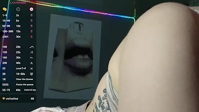 Snapshot of PieraMarch chatting on 12-13-25, 07:53 PieraMarch online show from 12-13-25, 07:53