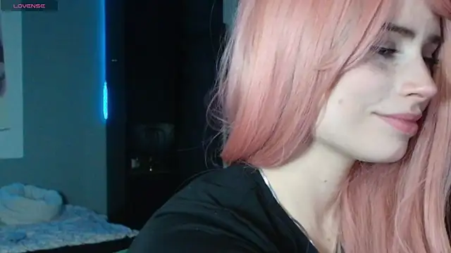 Snapshot of PieraMarch chatting on 02-05-26, 08:02 PieraMarch online show from 02-05-26, 08:02