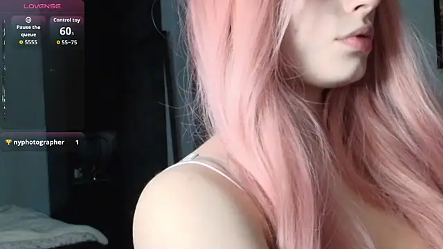 Snapshot of PieraMarch chatting on 02-07-26, 07:17 PieraMarch online show from 02-07-26, 07:17