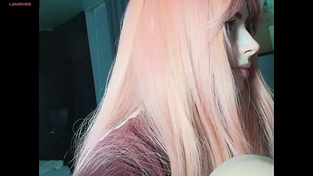 Snapshot of PieraMarch chatting on 03-11-26, 08:48 PieraMarch online show from 03-11-26, 08:48