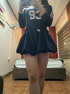 Snapshot of Meii-meyy chatting on 10-09-25, 02:59 Meii-meyy online show from 10-09-25, 02:59