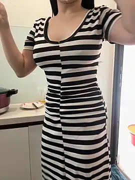 Meii-meyy online show from 11-13-25, 03:49