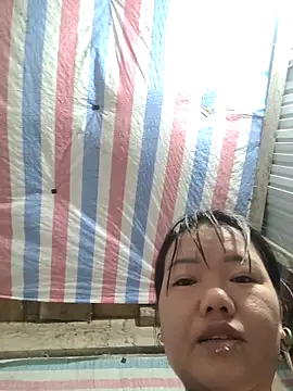 Many lize online show from 10-21-25, 10:43