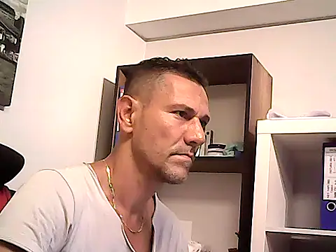 Snapshot of mastercharisma35 chatting on 06-08-26, 03:34 mastercharisma35 online show from 06-08-26, 03:34